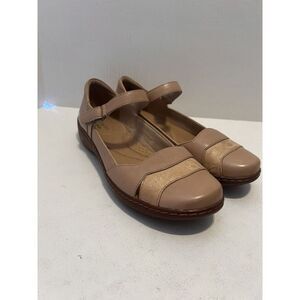 CLARKS Women's Size‎ 8.5 W Shoes Flats Mary Janes Round Toe Cushion Leather